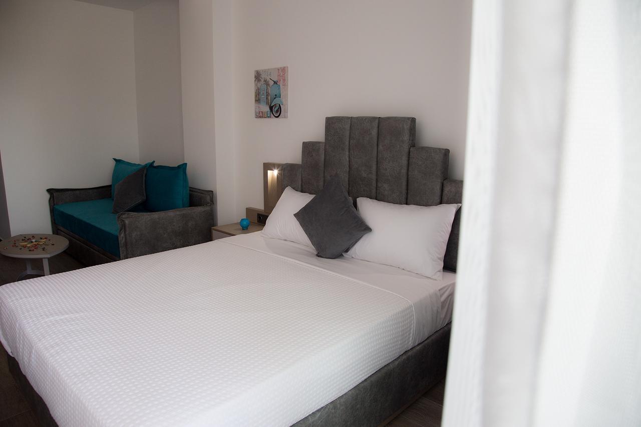 Amalia Rooms Sea View Nea Vrasna Bagian luar foto