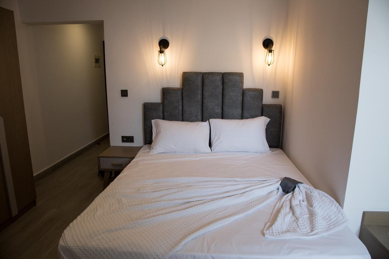 Amalia Rooms Sea View Nea Vrasna Bagian luar foto